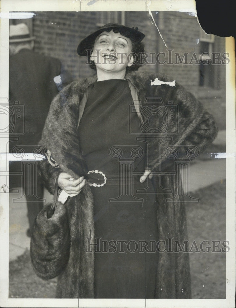 1935 Press Photo Ninon Bunyea, Broadway actress - Historic Images