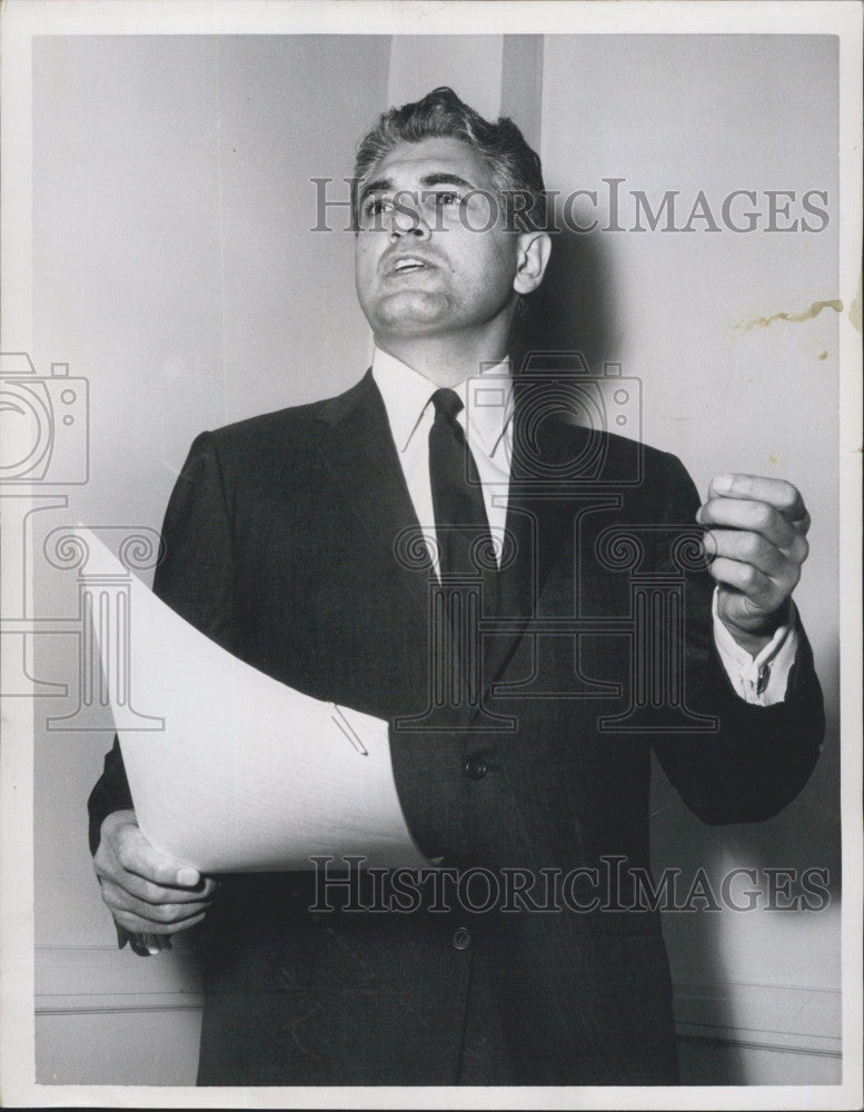 1966 Press Photo Dist. Atty. Of Bristol County Edmund Dinis - Historic Images