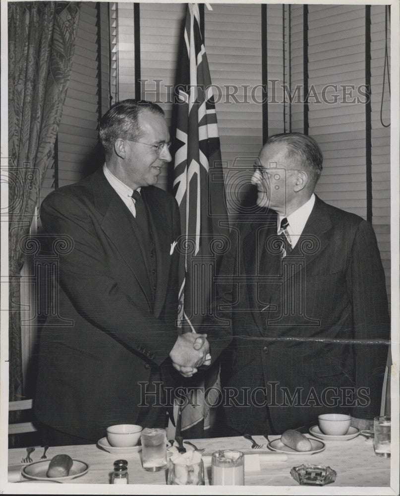 1950 Press Photo Stanley F. Dingle, Canadian Railways, Kenneth Wainwright - Historic Images