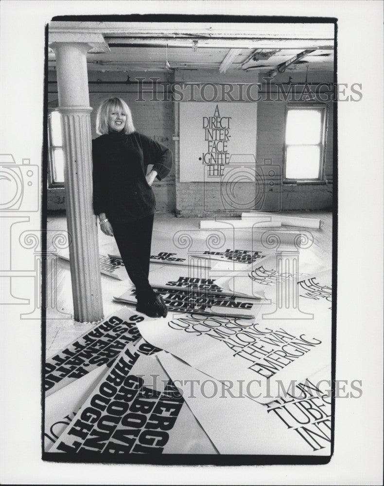 Press Photo Artist Kay Divant with &quot;City In Pieces&quot; Series - Historic Images