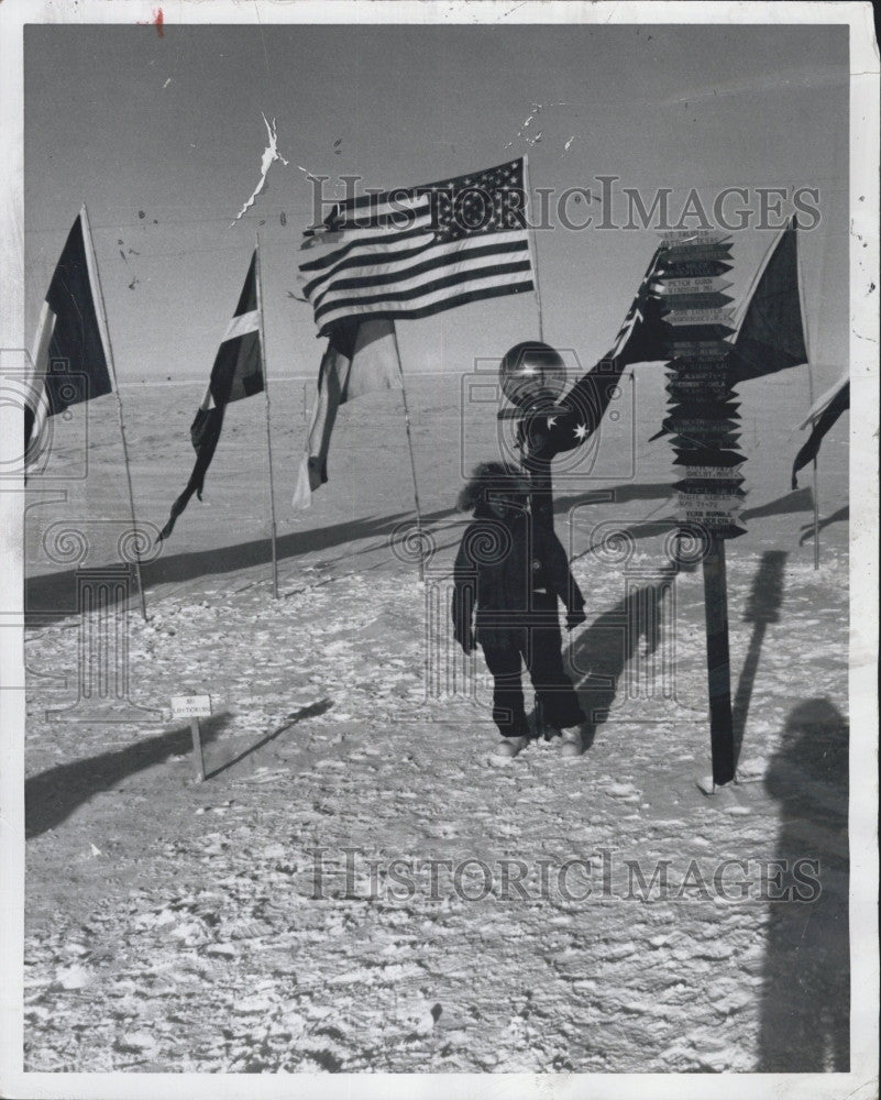 1972 Press Photo john Langone,Herald-Traveler Stand before "Barber Pole" - Historic Images
