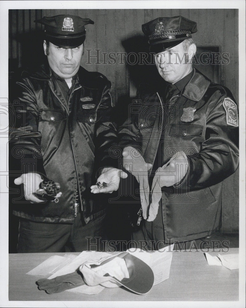 1974 Press Photo Boston Police Augustine Genzale, Richard Mulloy, Evidence - Historic Images