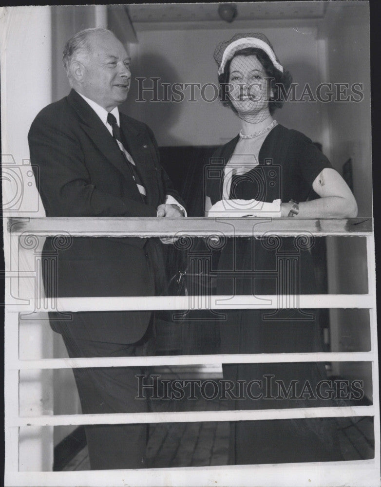 1951 Press Photo Brig Gen David Sarnoff CEO of Radio Corp fo America &amp; Lily Pons - Historic Images