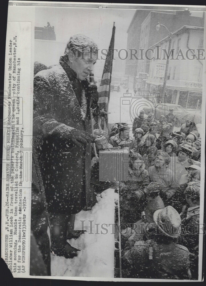 1972 Press Photo Senator Edmund Muskie in front of Publisher William Loeb buildi - Historic Images