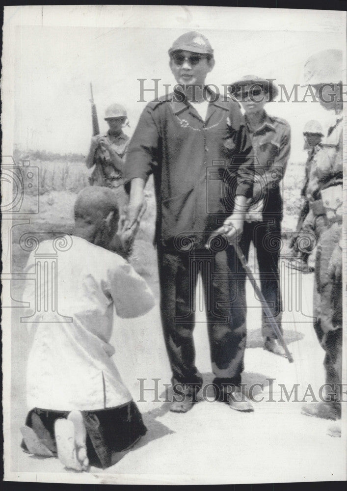 1975 Press Photo Cambodia President Lon Nol - Historic Images