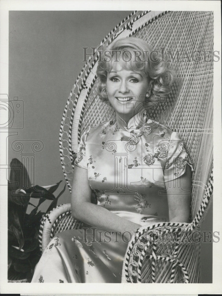 1981 Press Photo Actress Debbie Reynolds in &quot;Aloha Paradise&quot; on ABC - Historic Images