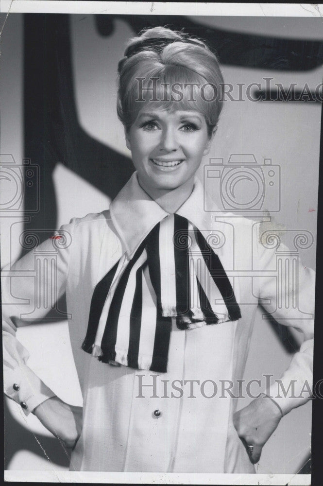 1969 Press Photo Actress Debbie Reynolds in &quot;The Debbie Reynolds Show&quot; - Historic Images