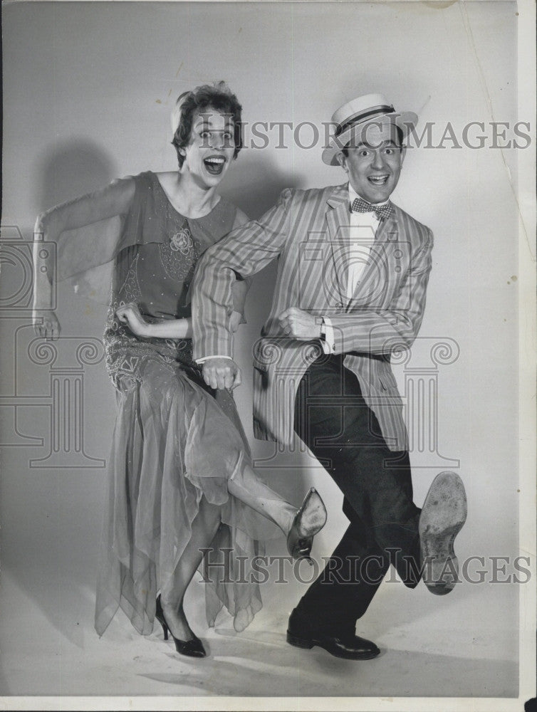 1960 Press Photo  Carol Burnett,Larry Blyden on &quot;The Garry Moore Show&quot; - Historic Images