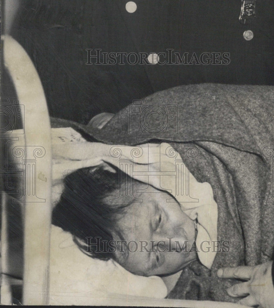 1961 Press Photo Stephen Kustioski who was rescued after falling overboard - Historic Images