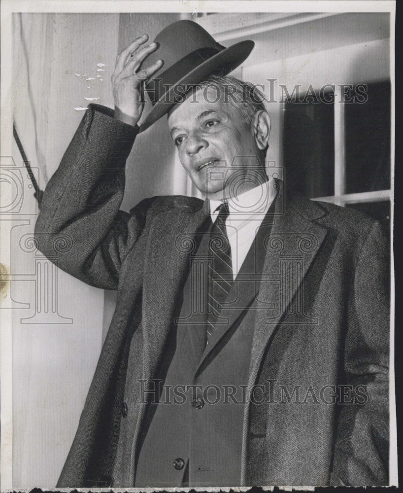 1956 Press Photo Indian Ambassador Gaganvihari Lallubhai Mehta Visits Eisenhower - Historic Images