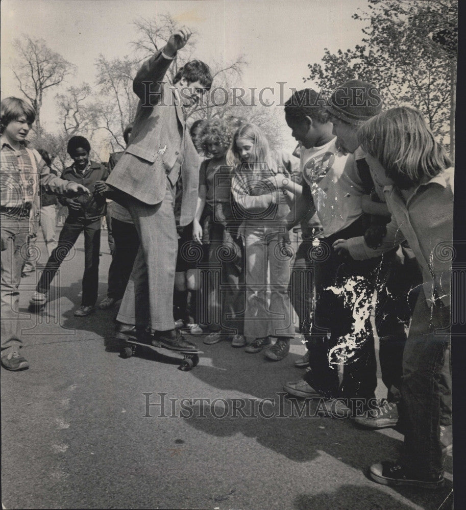 1977 Press Photo Peter Meade, comm of Boston Parks &amp; Recreaction - Historic Images