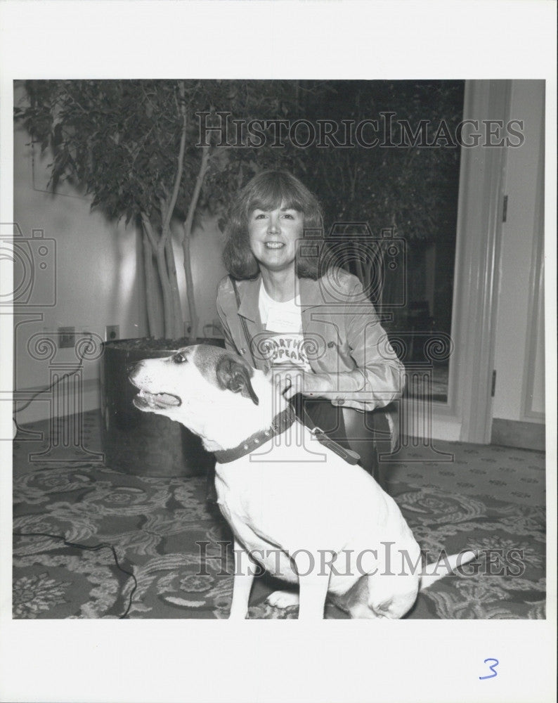 1992 Press Photo Lady with Dog - Historic Images