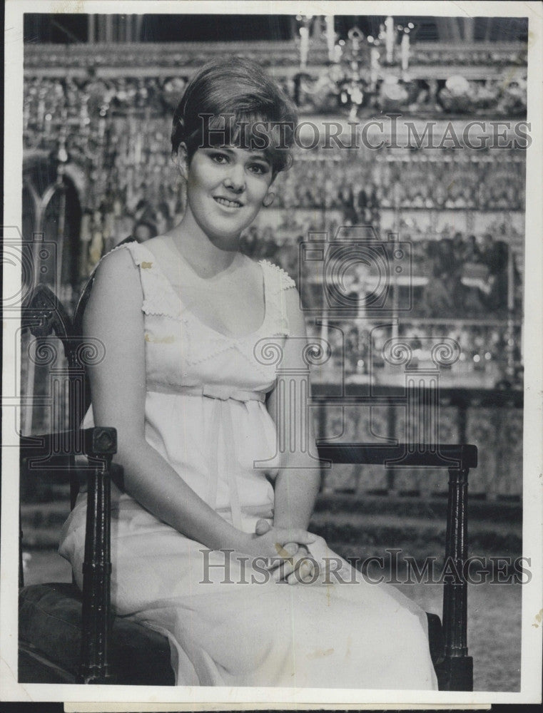 1967 Press Photo Actress Lynn Redgrave in &quot;Hall of Kings&quot; - Historic Images