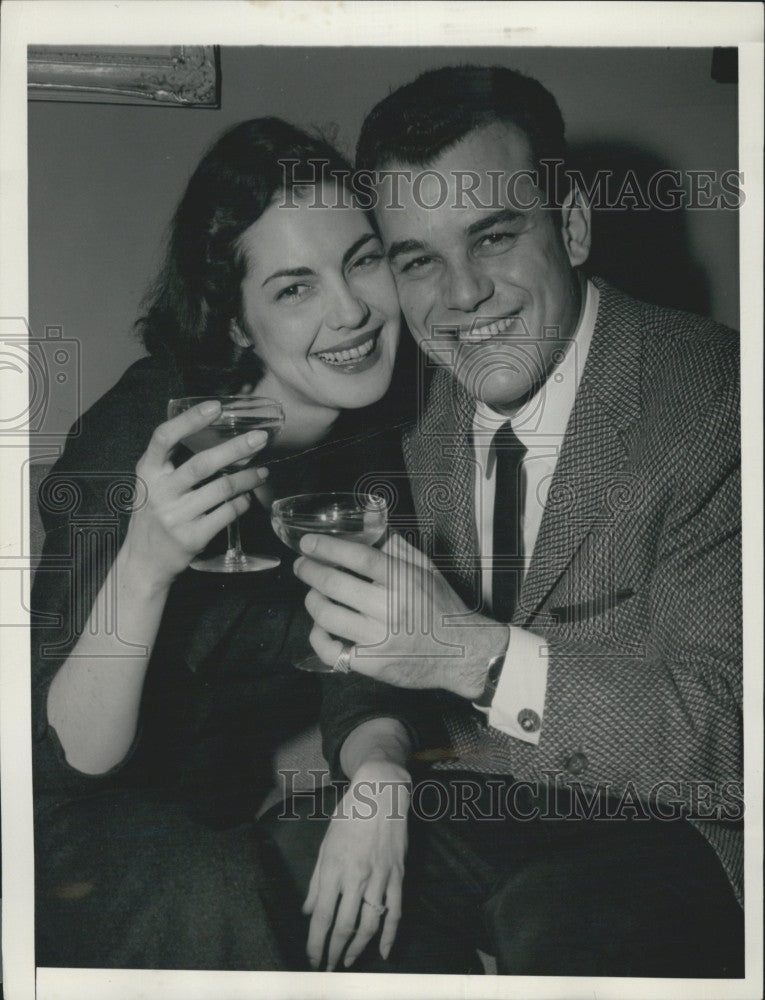 1956 Press Photo Singer, Julius La Rosa &amp; fiancee Rosemary Meyer - Historic Images