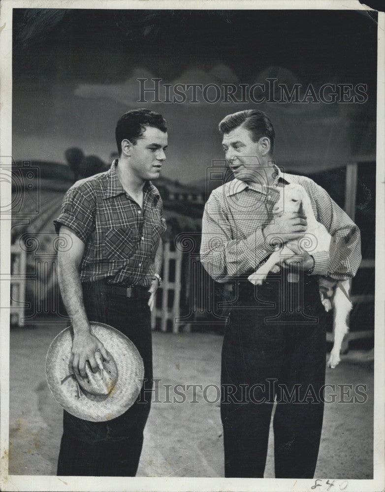 1953 Press Photo Singer Julius La Rosa Entertainer TV Host Arthur Godfrey - Historic Images