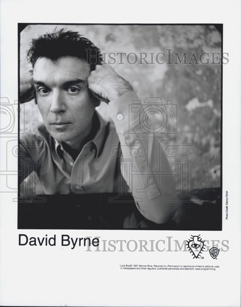 1997 Press Photo Vocalist David Byrne - Historic Images