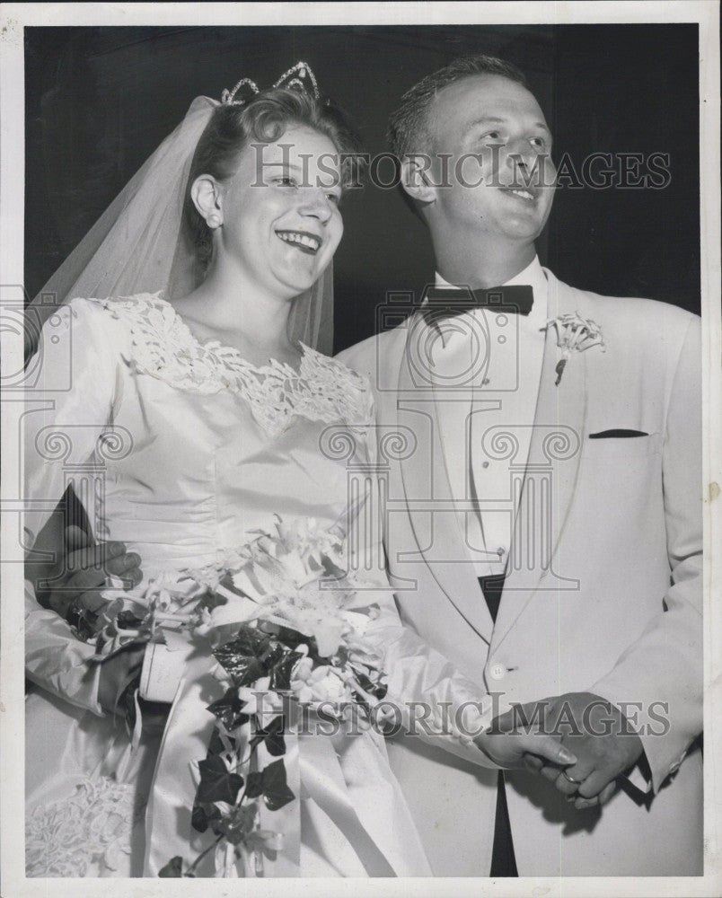 1958 Press Photo Mr Mrs Joseph Malosey Wedding Photo - Historic Images