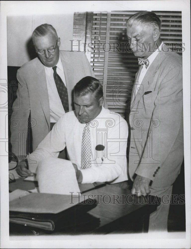 1956 Press Photo D.A, Ephraim Martin,St Pol Capt C LArson,FM O&#39;Laughlin - Historic Images