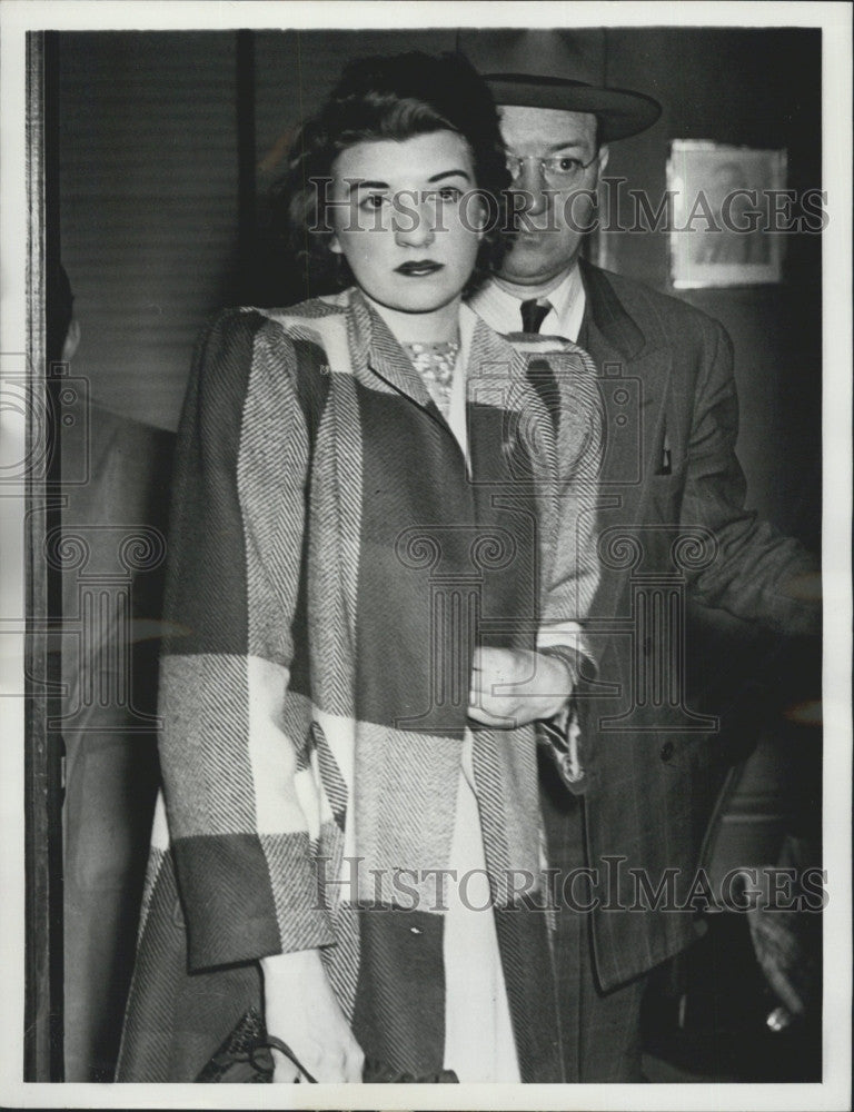 1941 Press Photo Eleanor Herrmeyer was with J Arena when he wass shot to death - Historic Images