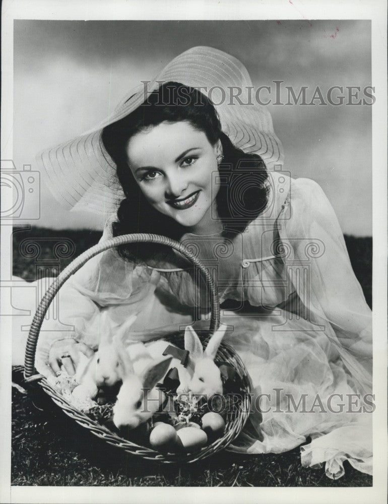 1942 Press Photo Peggy Diggins  for &quot;Yankee Doodle Dandy&quot; - Historic Images