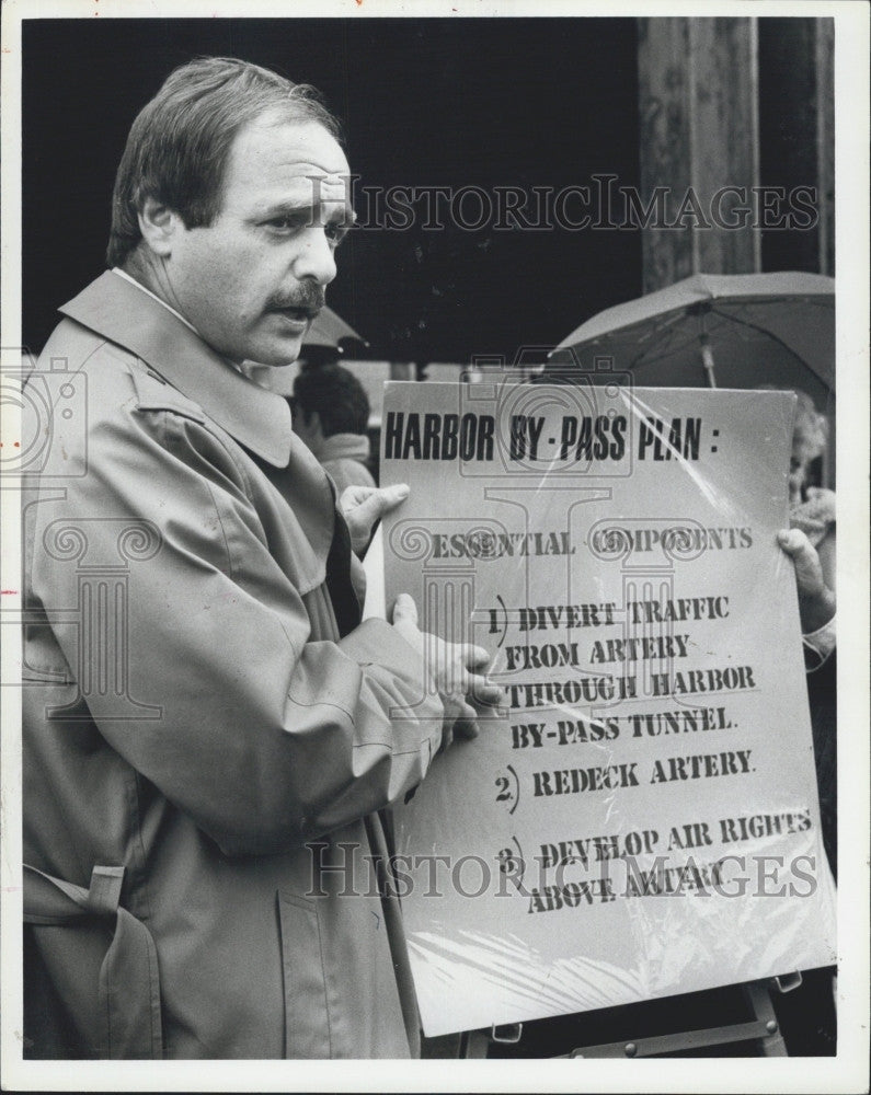 1992 Press Photo Rep DiMasi Joins People Against Indiscriminate Youth Protest - Historic Images