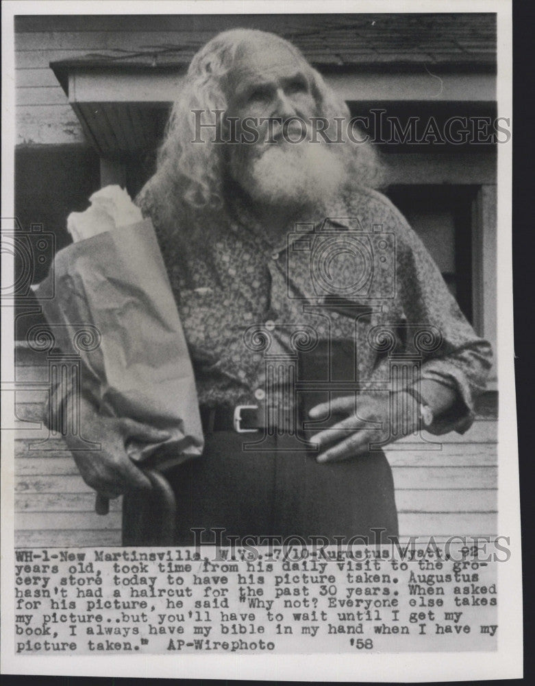 1958 Press Photo Augustus Wyatt 92 yrs old. hasn&#39;t had haircut for 30 years. - Historic Images