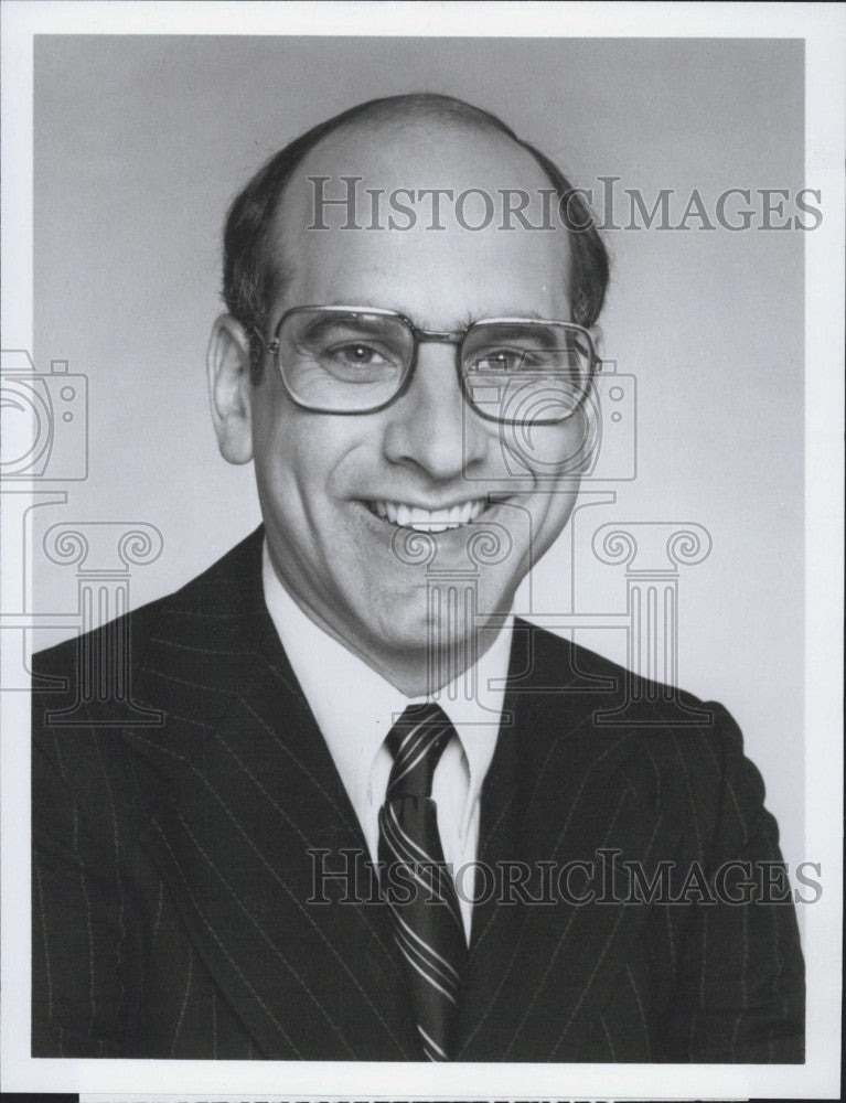 1982 Press Photo George Wyner in &quot;Matt Houston&quot; - Historic Images