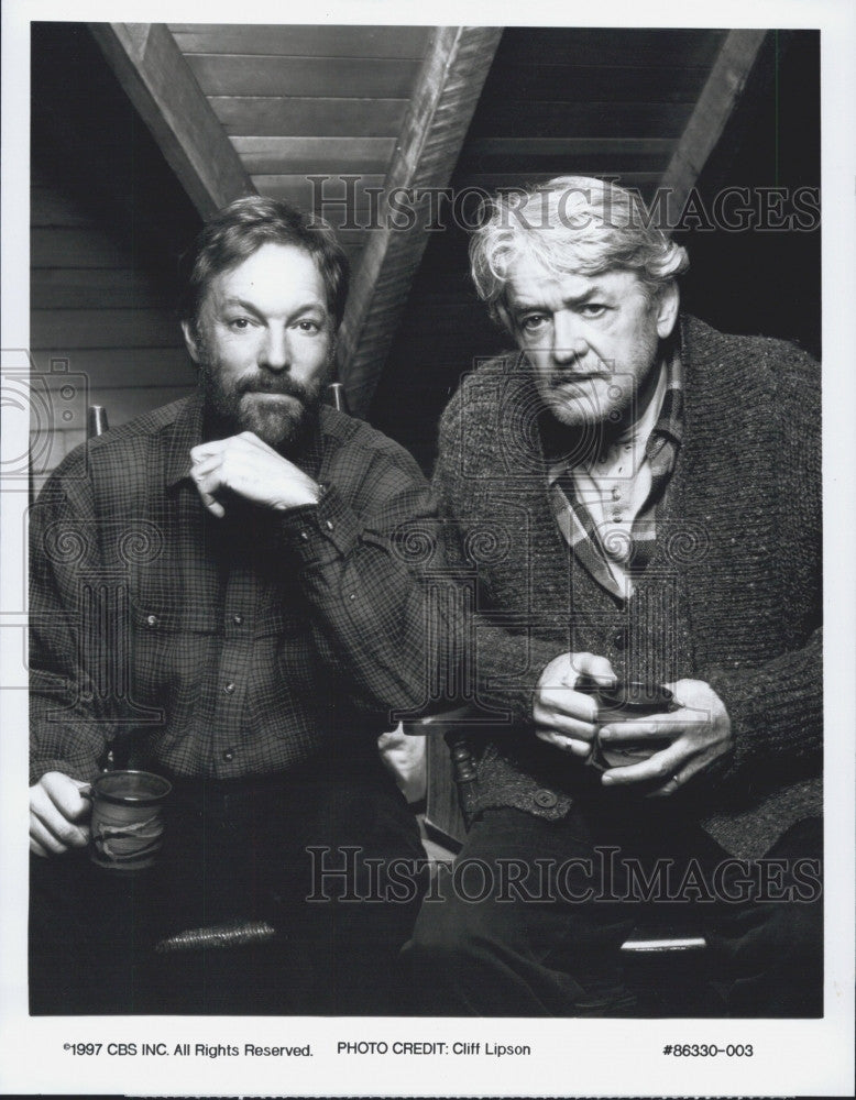 1997 Press Photo Actors Richard Chamberlain and Hal Holbrook Star in All The - Historic Images