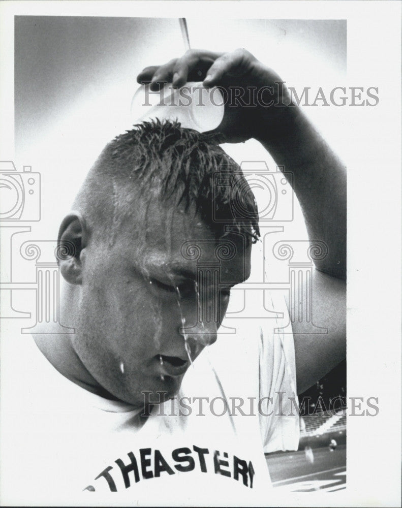1994 Press Photo Northeastern University Football Player Brian Chamberlain - Historic Images