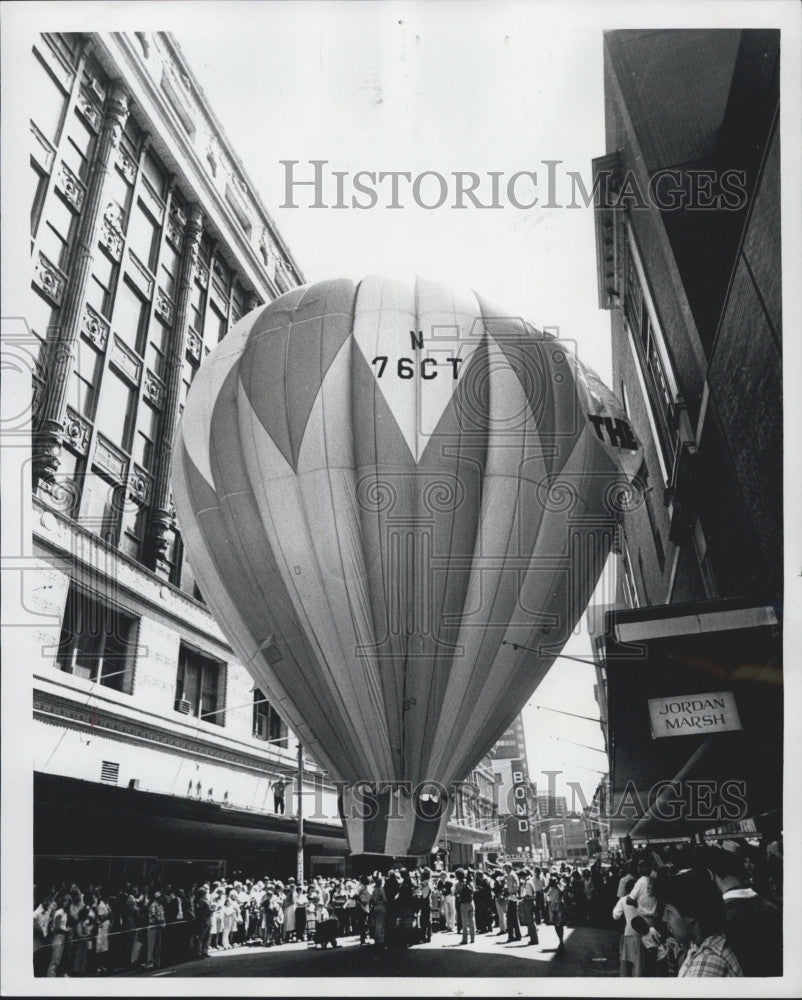 1978 Press Photo Balloonist D.Clayton and bill Miner,liftoff from Washington St. - Historic Images