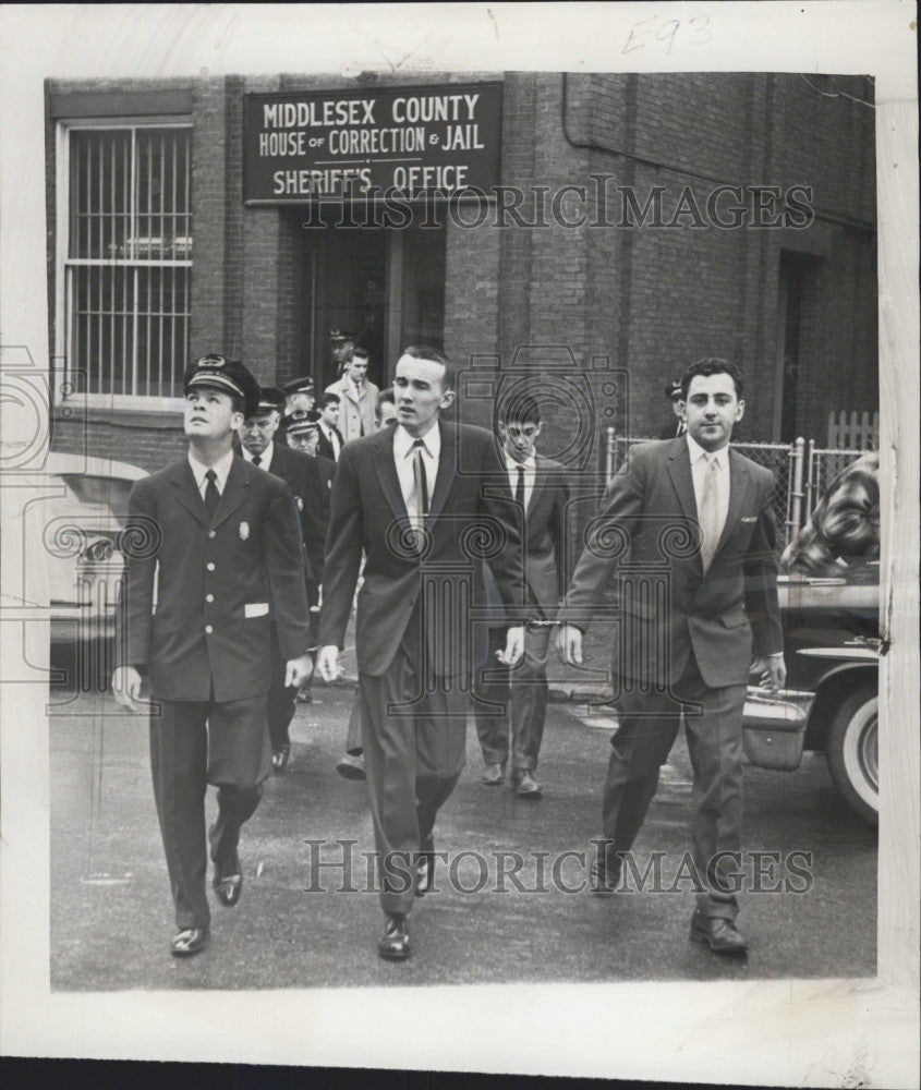 1960 Press Photo Fatal stabbing of Franklin Theall tying to protect girls - Historic Images