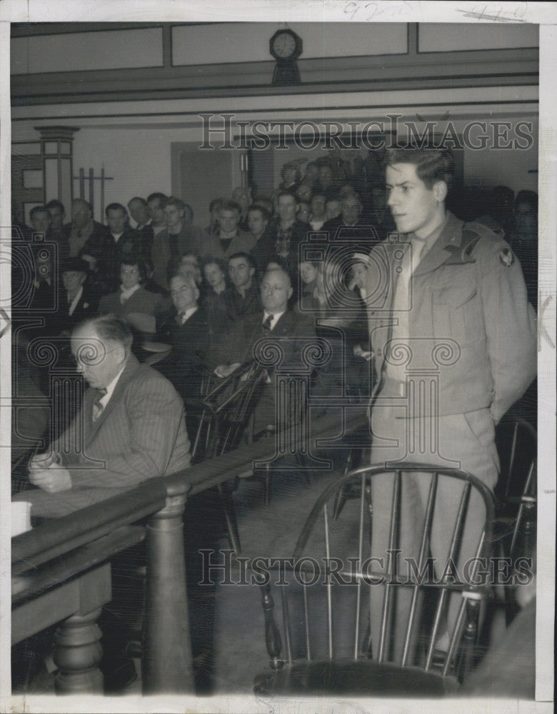 1947 Press Photo Pvt. Edward F. Wodarski Held on Murder Charges in Maine - Historic Images