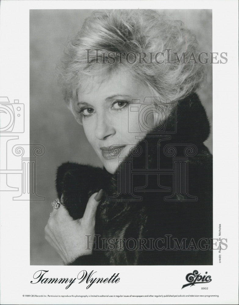 1989 Press Photo Country singer Tammy Wynette on Epic label - Historic Images