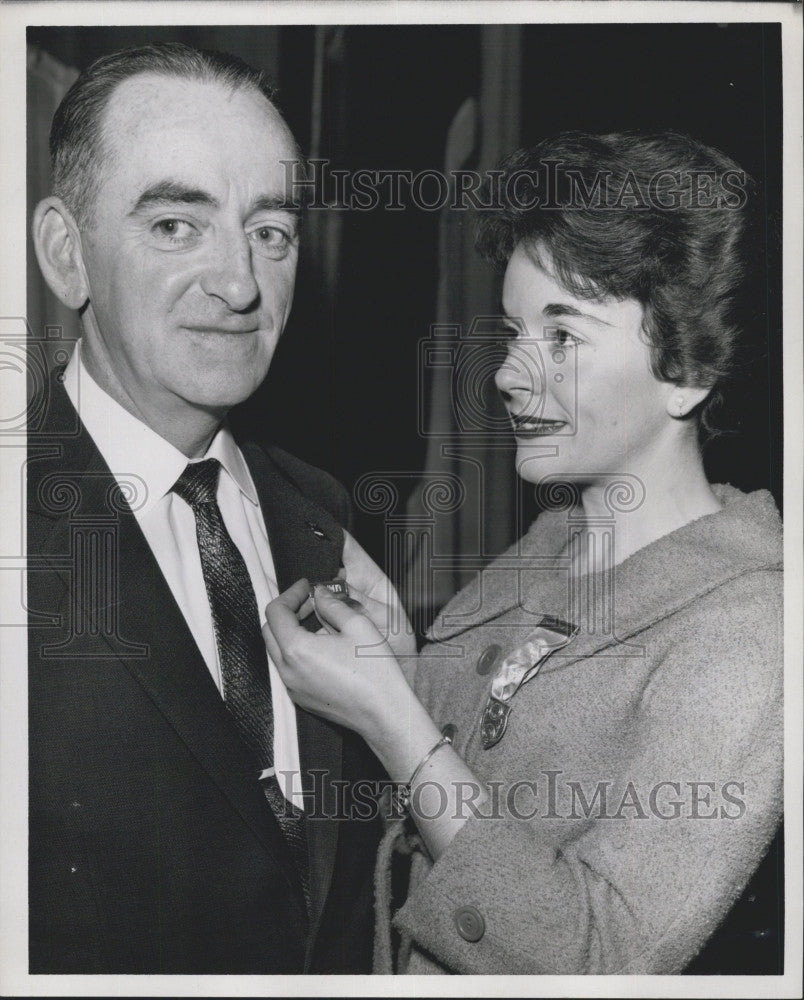 1958 Press Photo AFL CIO Vice President John Callahan Janice Blessington - Historic Images