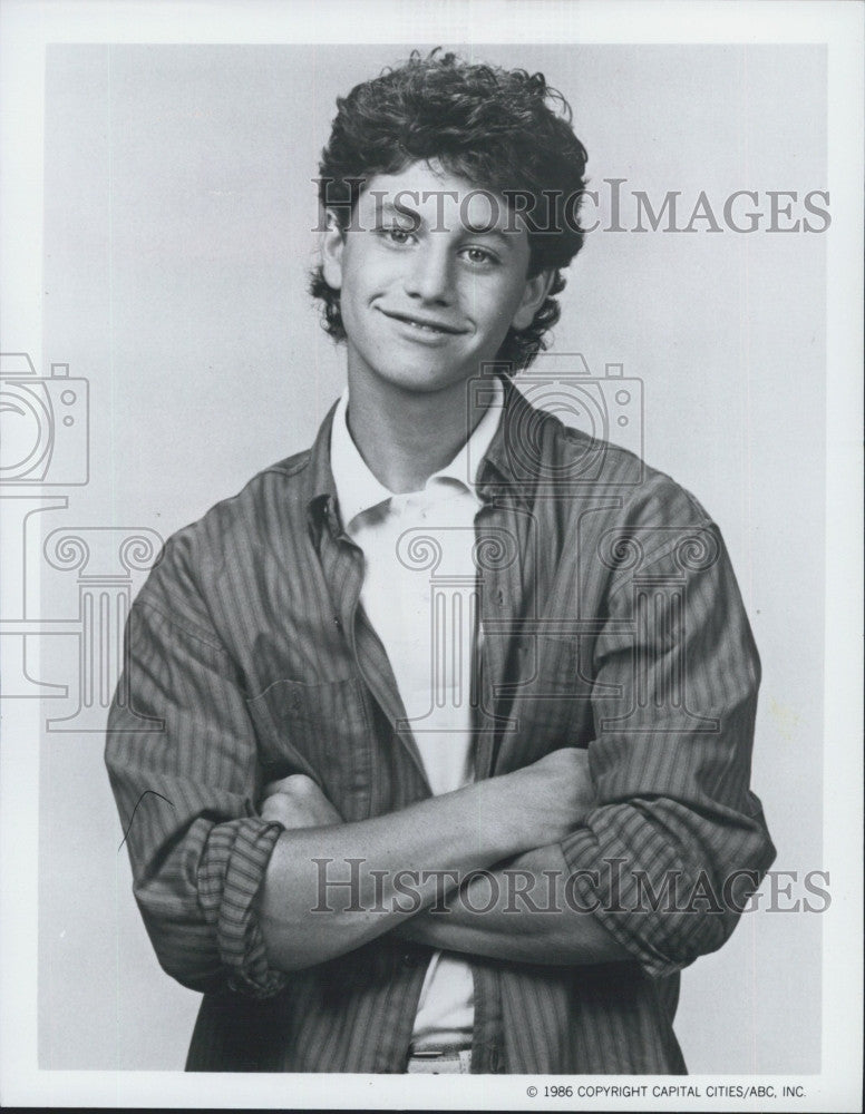 1986 Press Photo Actor Kirk Cameron Stars In &quot;Growing Pains&quot; - Historic Images