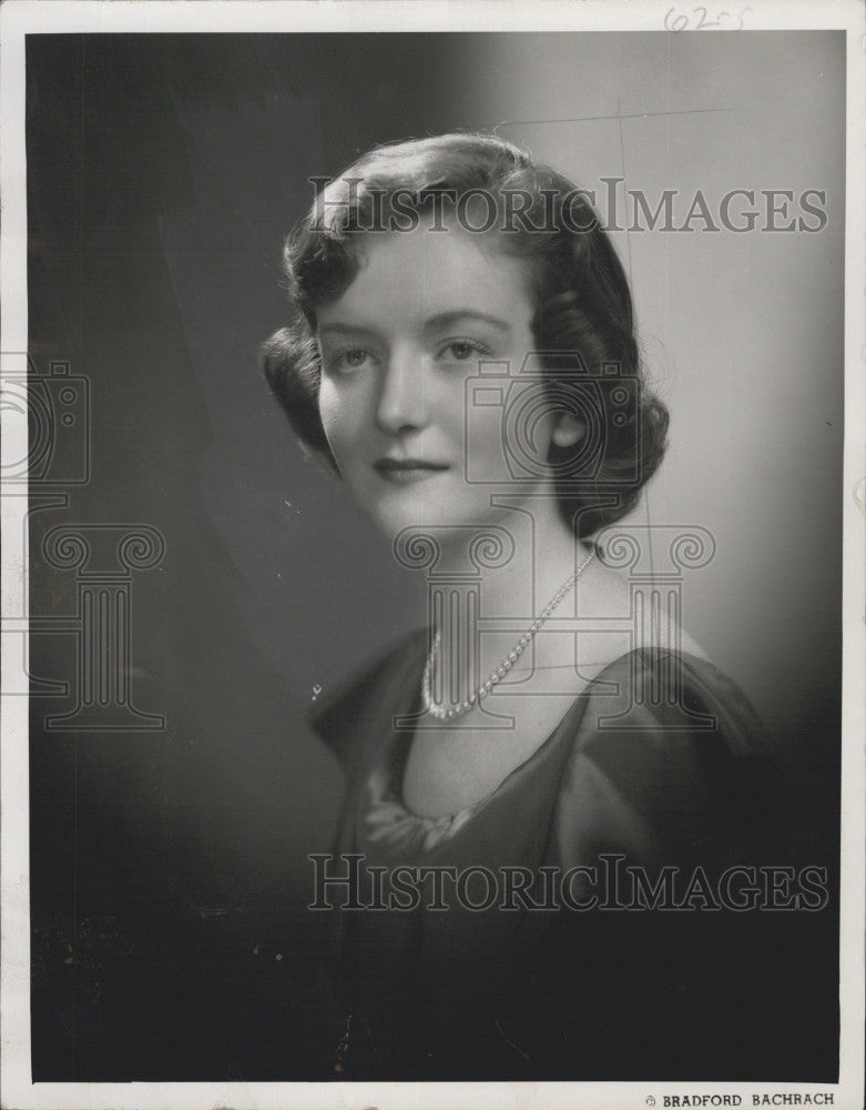 1951 Press Photo Boston Socialite Florence Canning - Historic Images