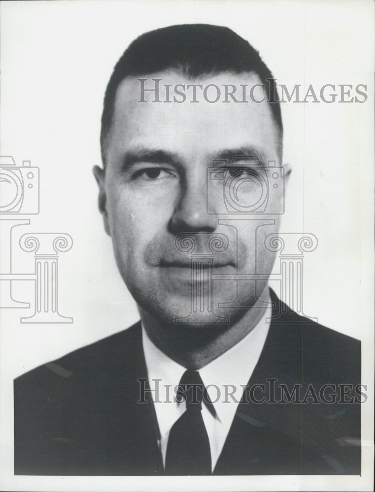 1958 Press Photo US Navy Atomic Submarine Skate Commander James Francis Calvert - Historic Images