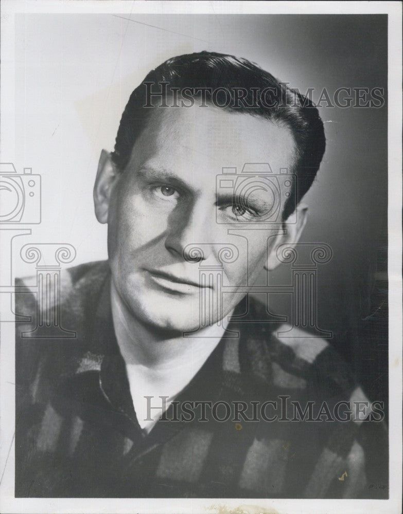 1956 Press Photo Wendell Corey in  &quot;The Lou Gehrig Story&quot; - Historic Images