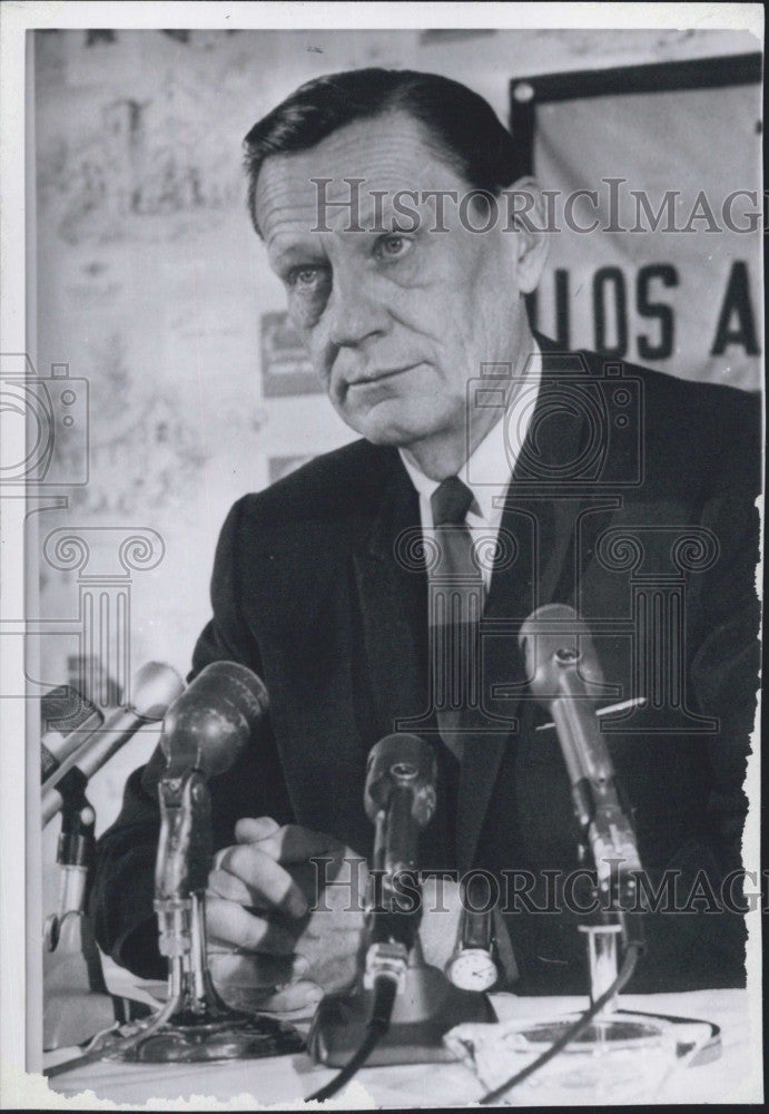 1966 Press Photo Actor Wendell Corey candidate for Congress - Historic Images