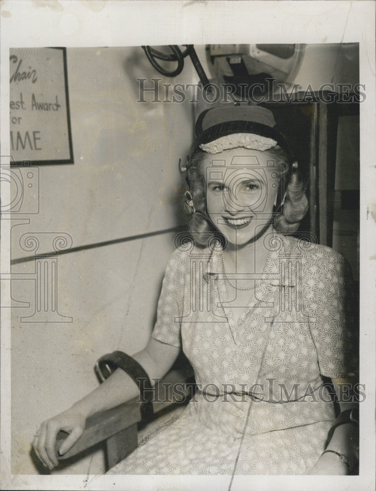 1948 Press Photo Rosemarie Corbett, Norwood Mass Elec Chair Assoc. - Historic Images