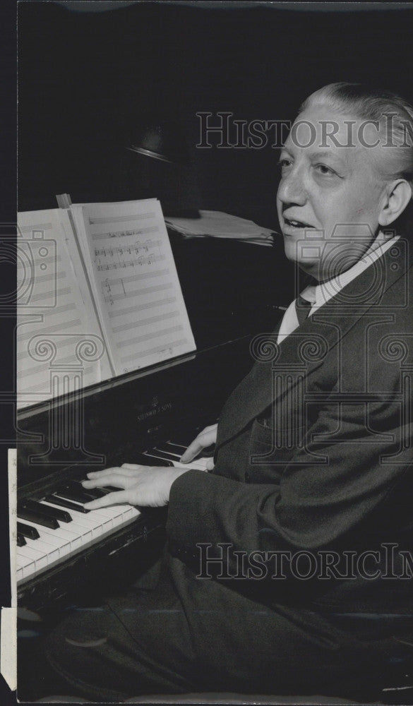 1951 Press Photo David Melton, musical director of J Melton &quot;Ford festival&quot; - Historic Images