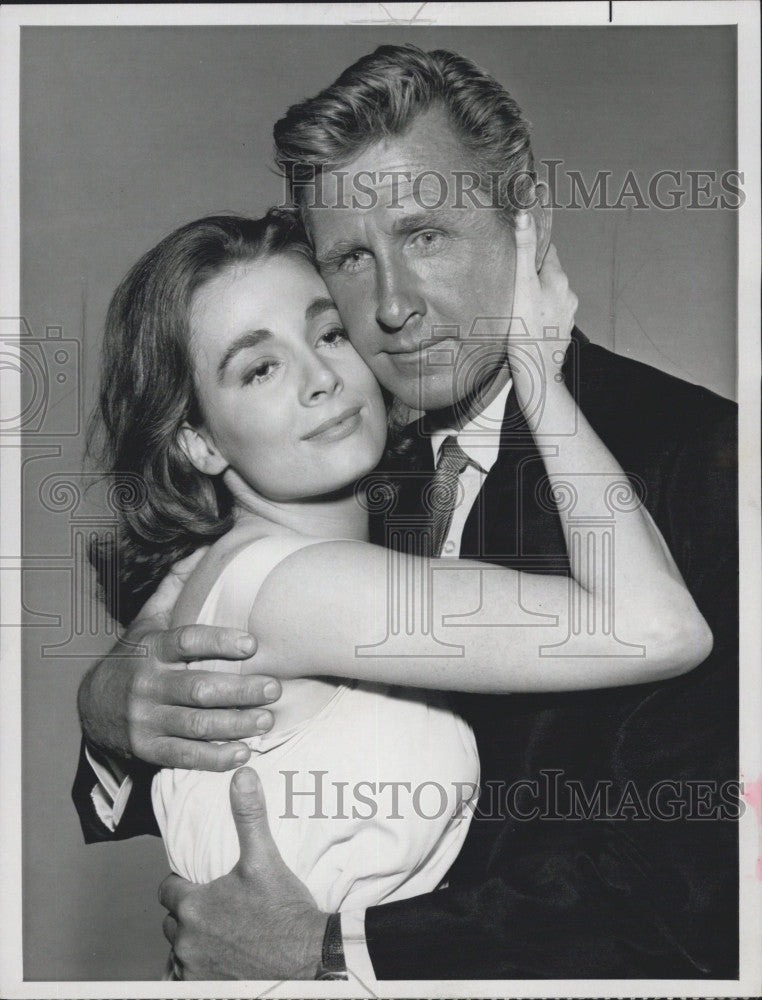 Press Photo  Sandra Church &amp; Lloyd Bridges  &quot;A Hero for Our Times&quot; - Historic Images