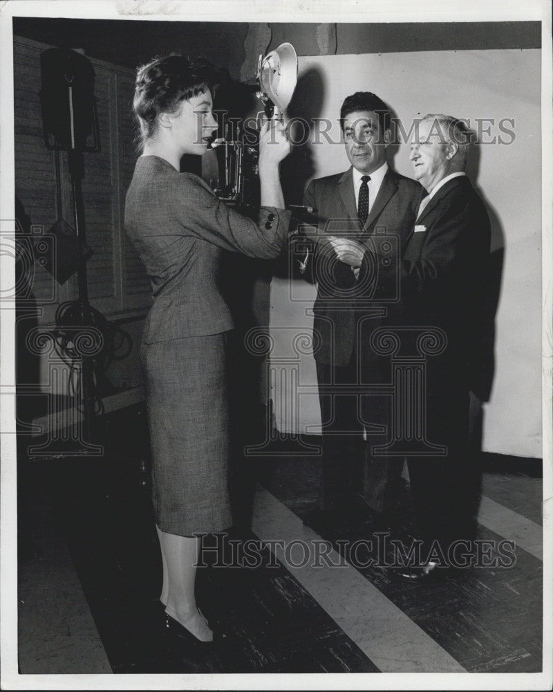 1960 Press Photo Sandra Church , Sam Falk &amp; Nicholas P. Ruscio - Historic Images