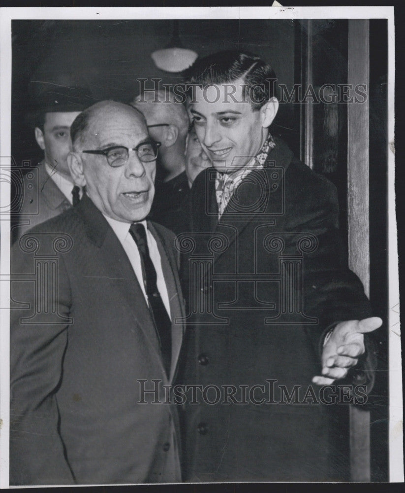 1959 Press Photo Frank Chionchio Attorney Louis Joseph Kidnaping Arraignment - Historic Images