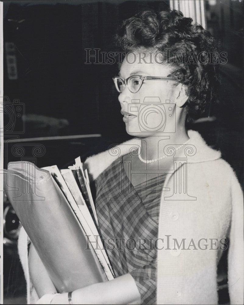 1959 Press Photo Miss Helen Chin of Charlestown, Mass - Historic Images