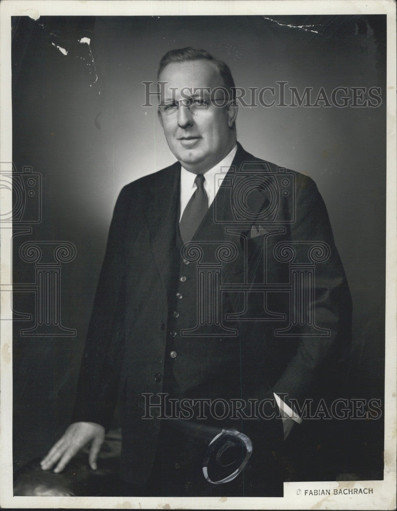 1952 Press Photo Walter M. Burse, Pres of Suffolk Univ. - Historic Images