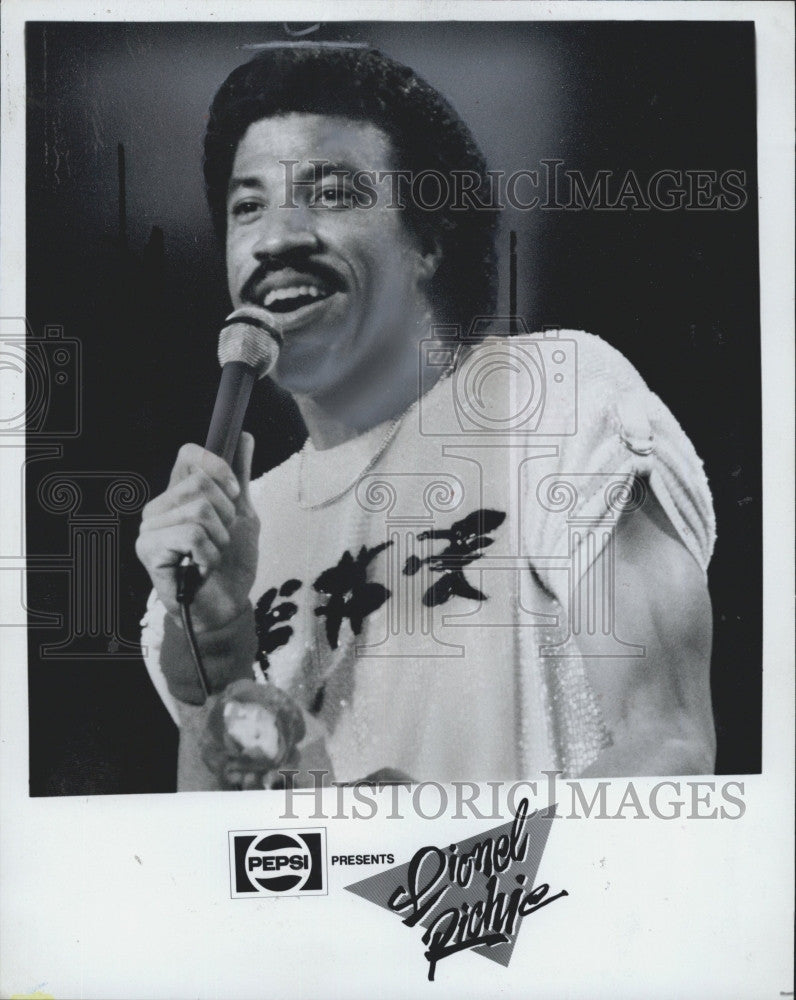 Press Photo Musician, Lionel Richie  on Motown label - Historic Images