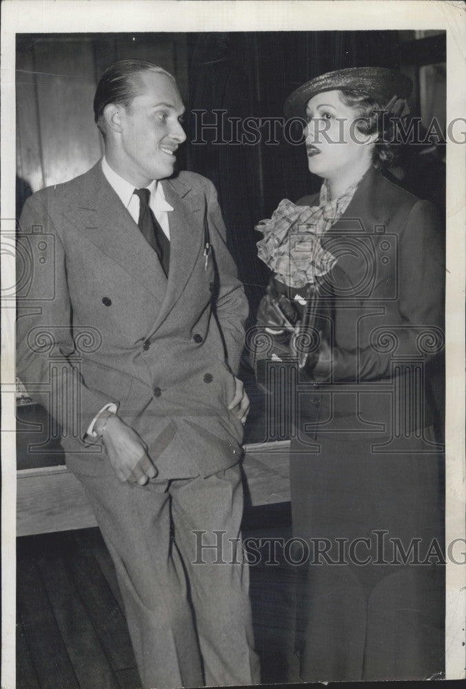 1941 Press Photo Count of Covadonga &amp; his bride - Historic Images