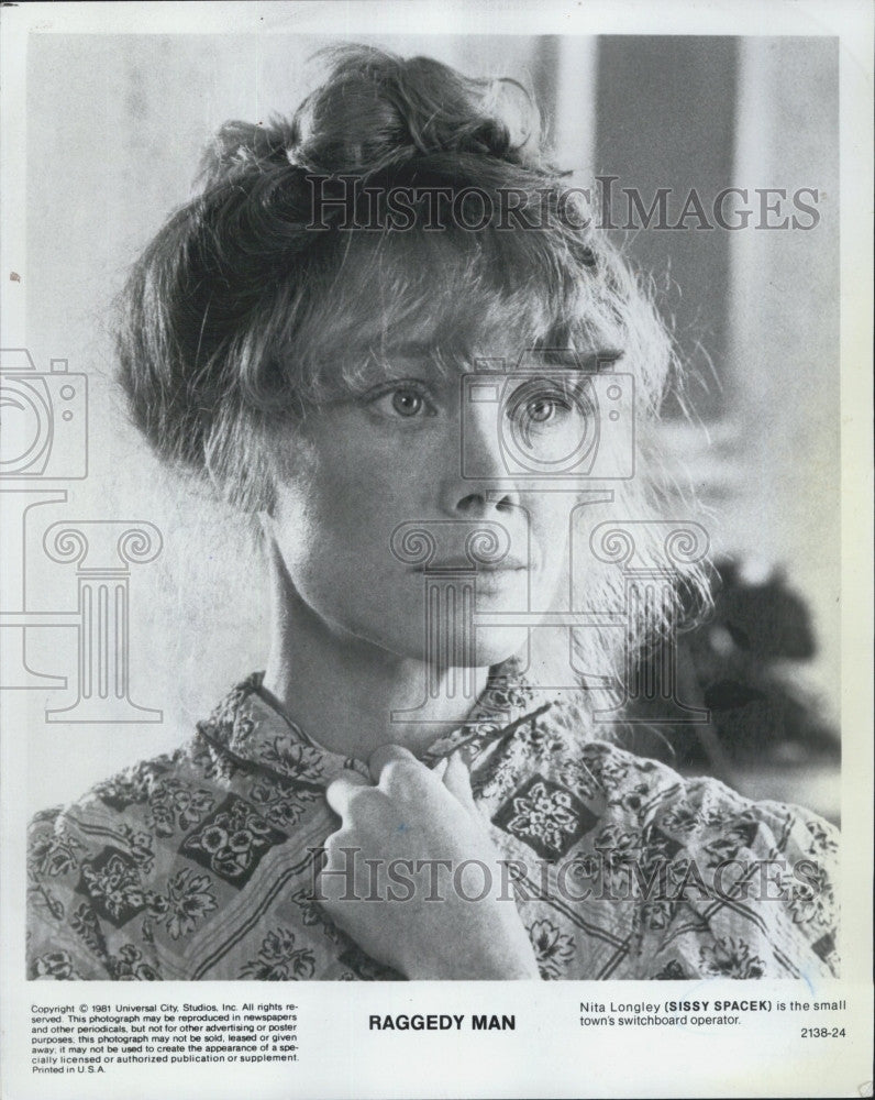 1981 Press Photo Sissy Spacek in &quot;Raggedy Man&quot; - Historic Images