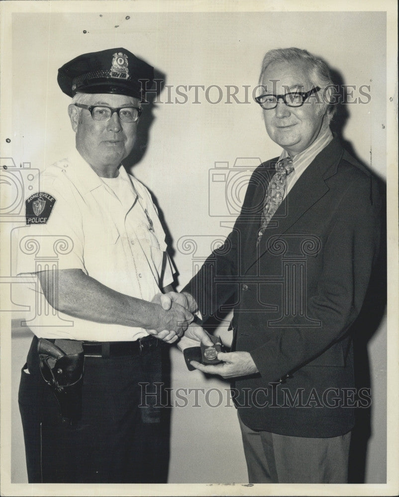 1972 Press Photo James Frances Ryan retires from Somerville PD - Historic Images